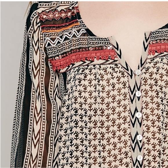 Free People ‘Feather In The Wind’ Top - Picture 3 of 11